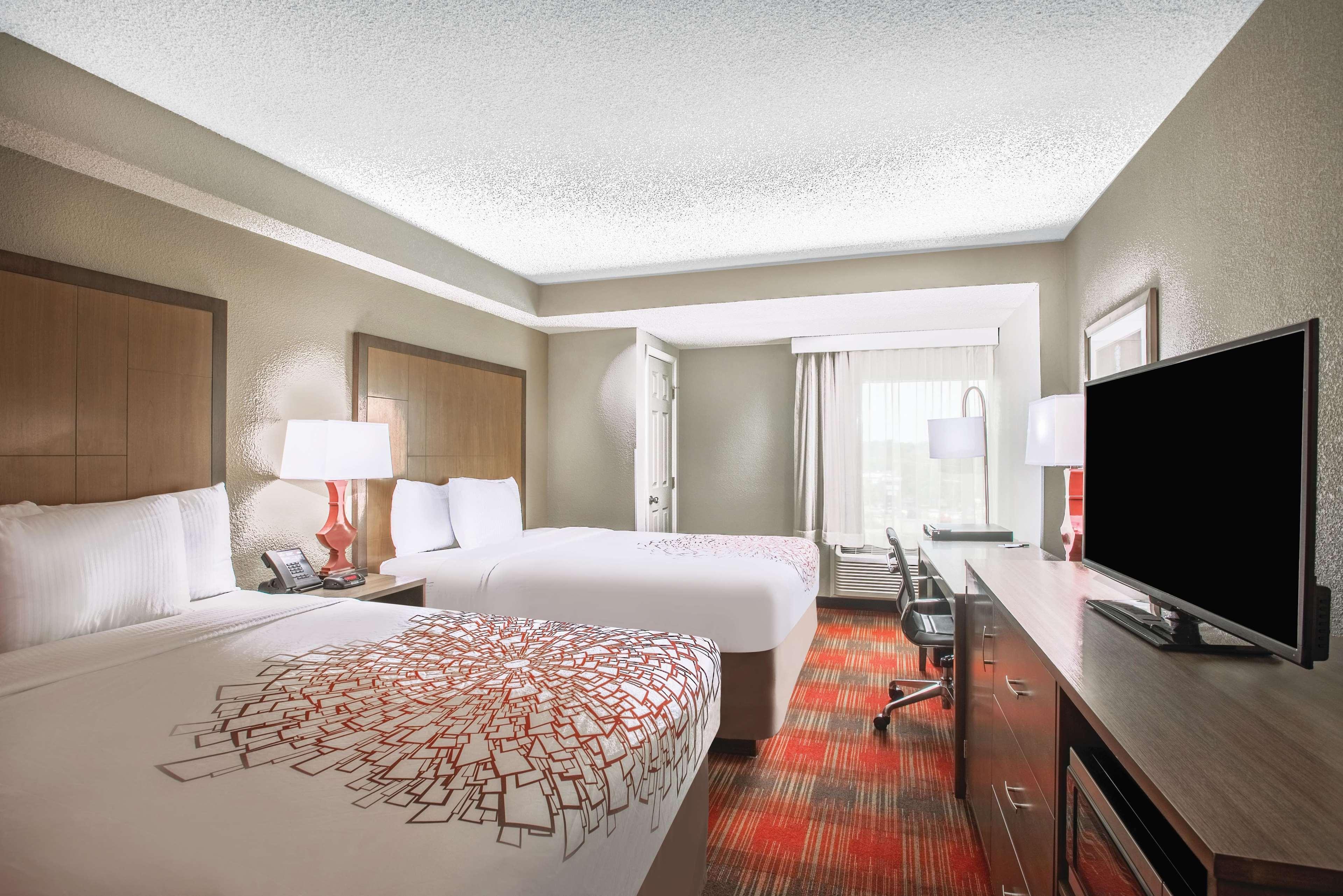 La Quinta Inn & Suites By Wyndham Dc Metro Capital Beltway Capitol Heights Exteriör bild