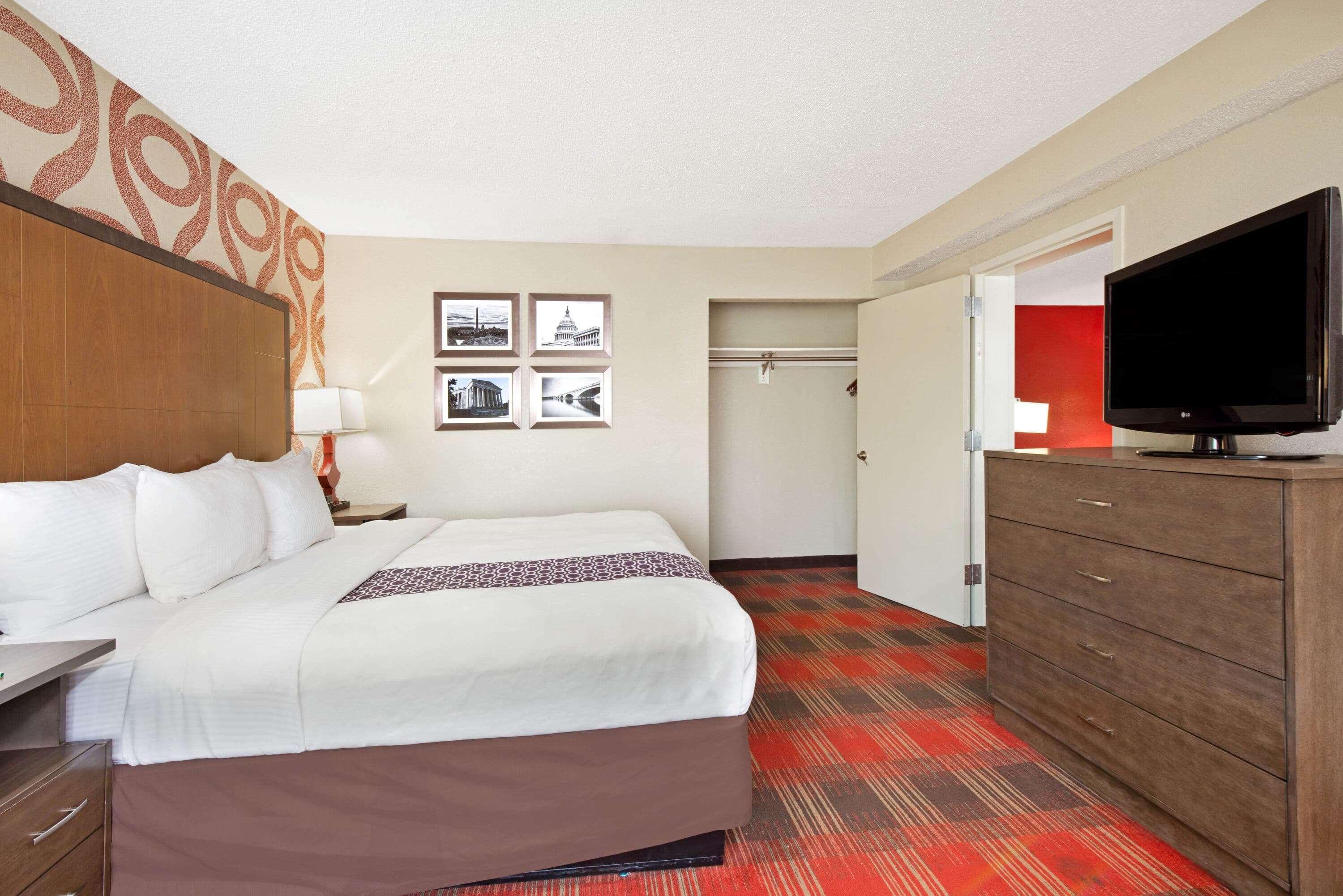 La Quinta Inn & Suites By Wyndham Dc Metro Capital Beltway Capitol Heights Exteriör bild