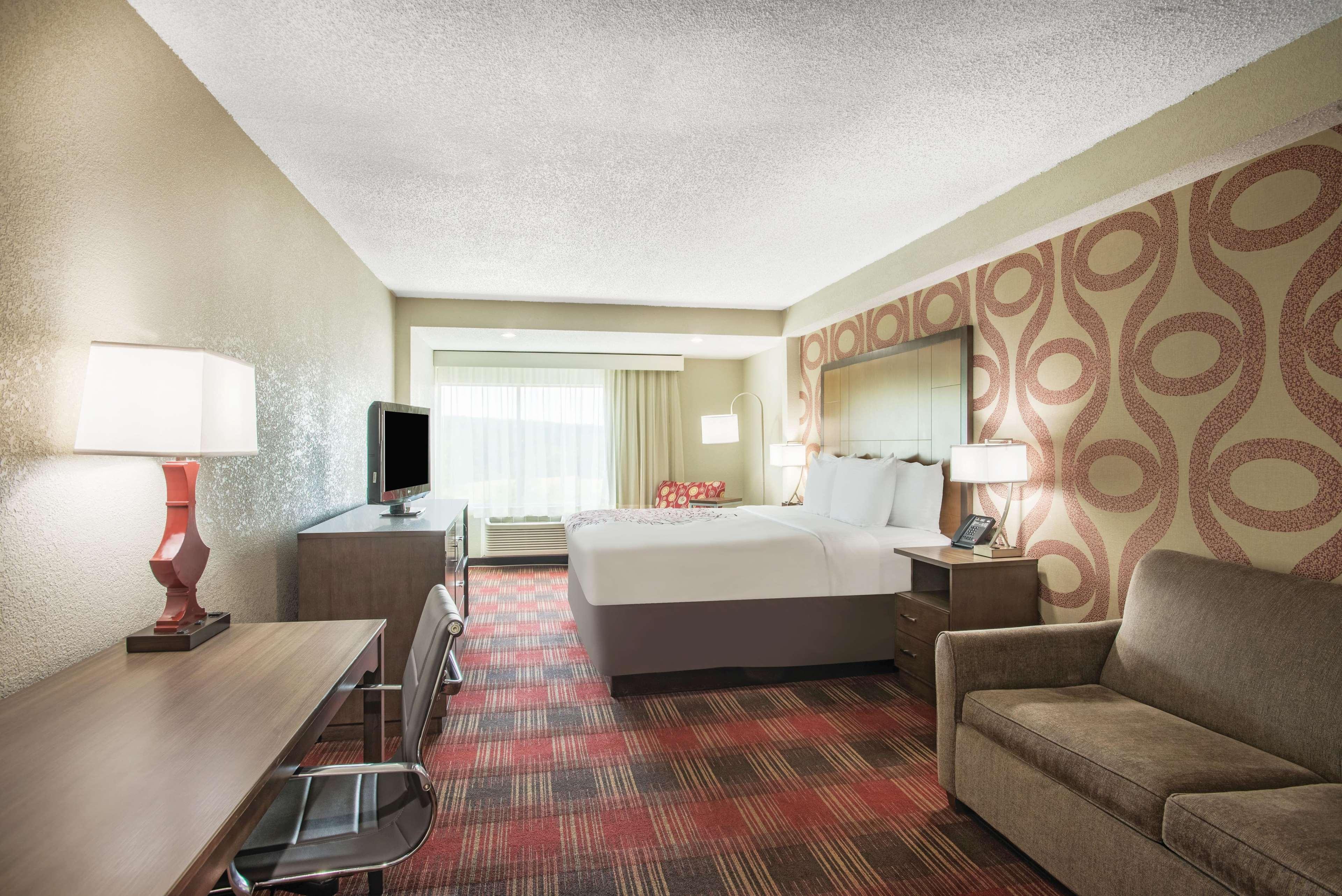 La Quinta Inn & Suites By Wyndham Dc Metro Capital Beltway Capitol Heights Exteriör bild
